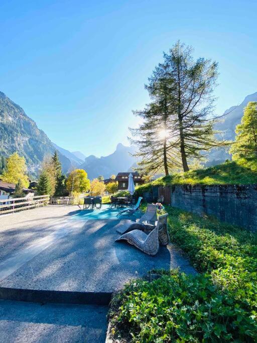 Cozy Apartment In Vintage House In Kandersteg Exteriör bild