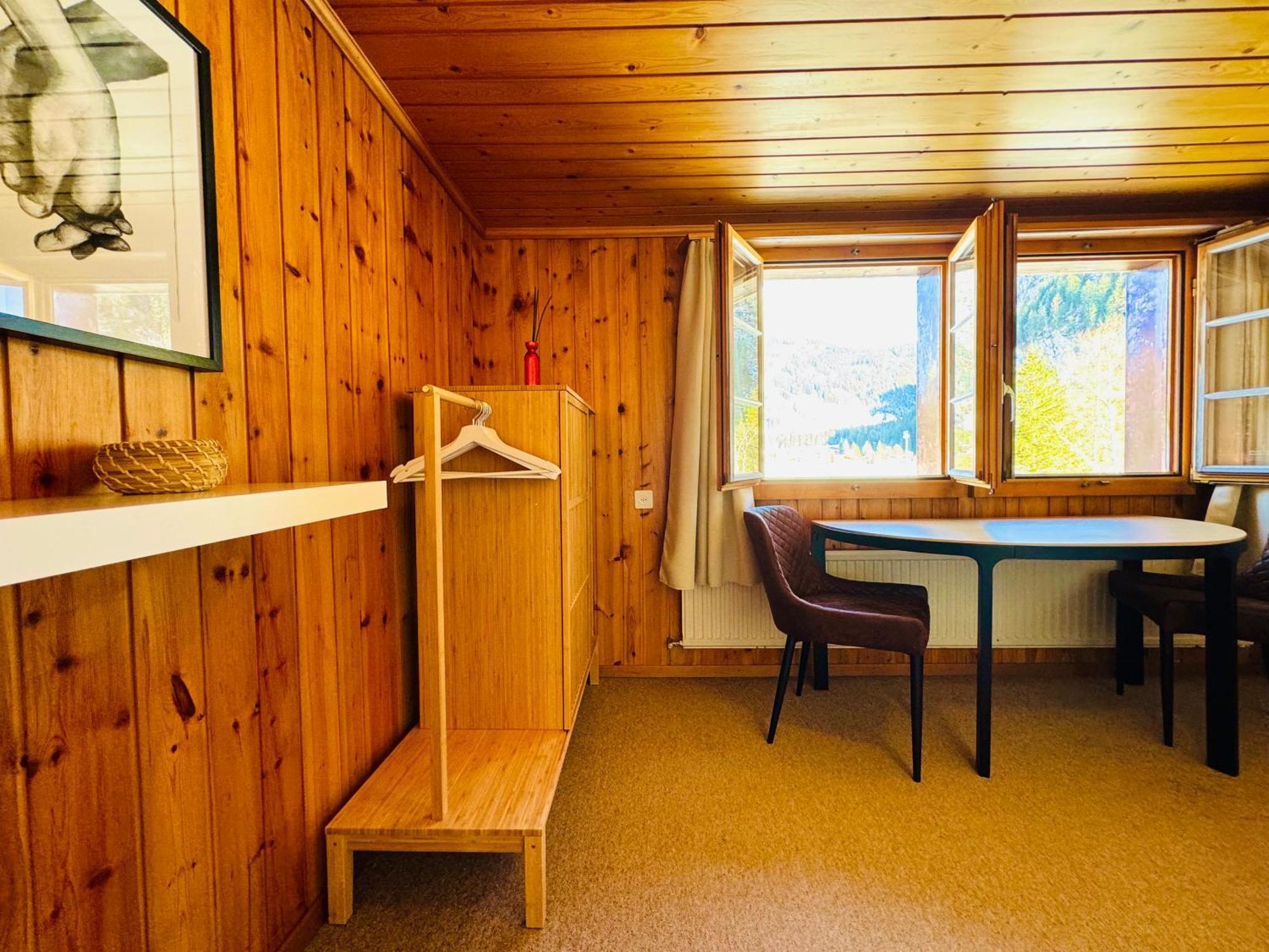 Cozy Apartment In Vintage House In Kandersteg Exteriör bild